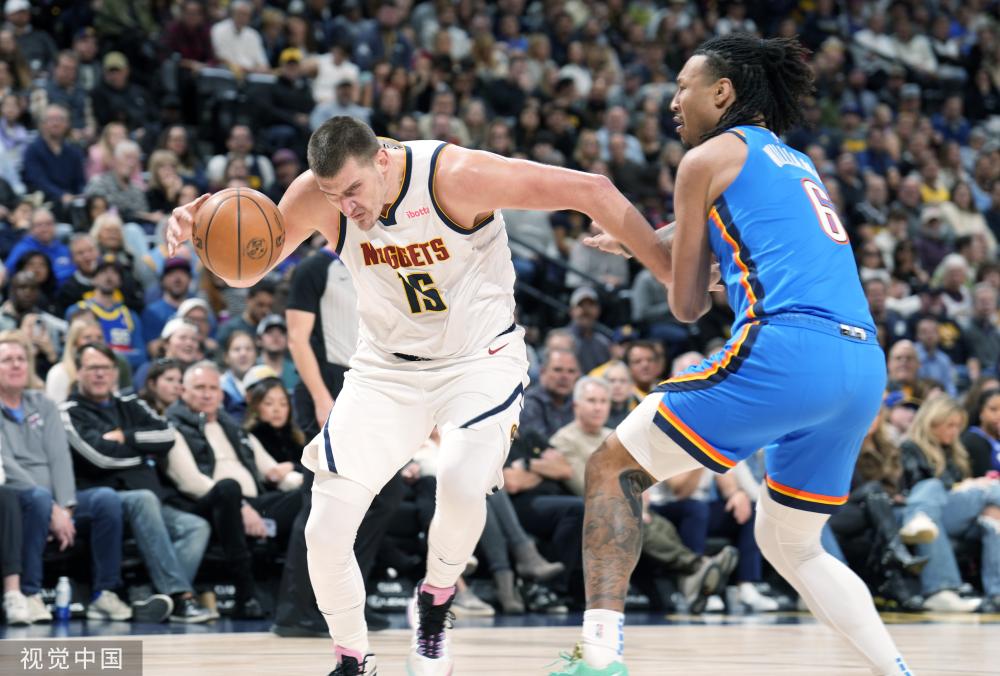 拜仁稳居领 拜仁稳居领