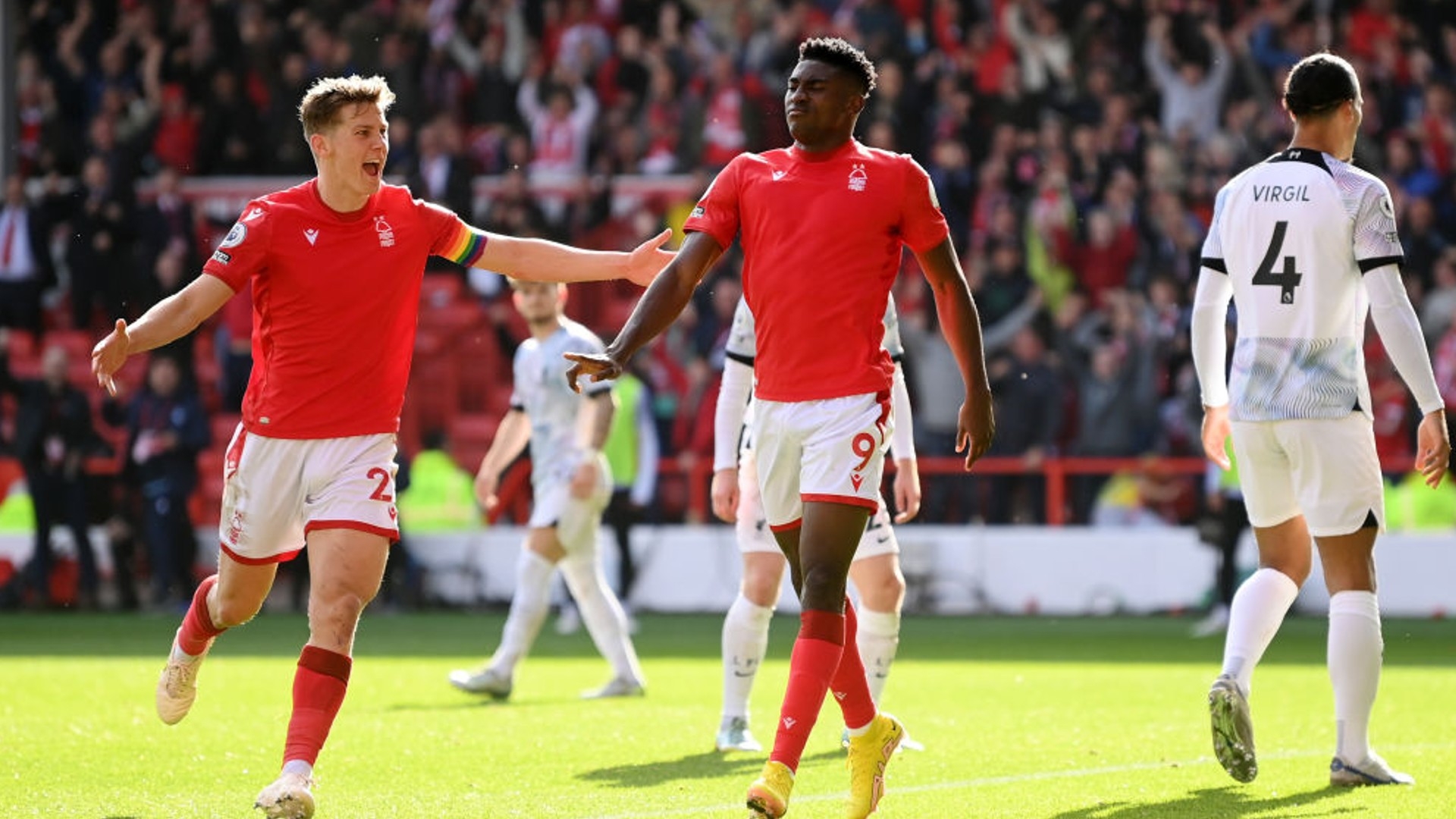 领导人遇难 领导人遇难