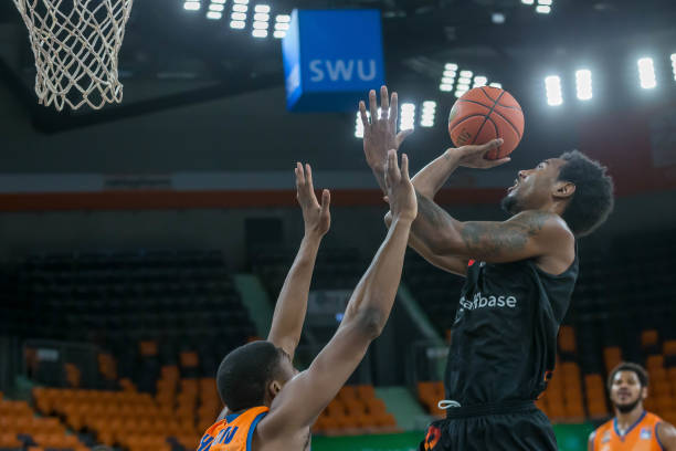 与对手拉开 与对手拉开